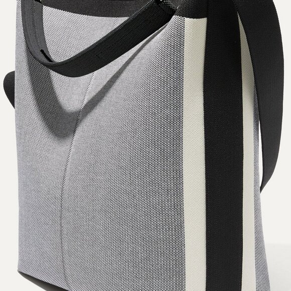 ROTHY'S The Bucket Bag - Grey Mist – NWOT Includes original box, dust, wash bag - Picture 1 of 15